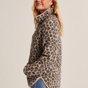 Abercrombie & Fitch Sherpa Half-Zip Faux Leather Trim Leopard Print Pullover XS